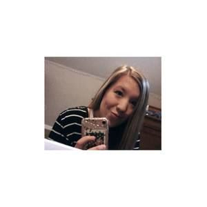 Meet your Posher, Katelyn